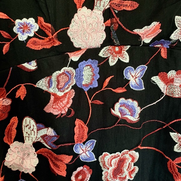 Beige by Eci Japanese Style Flower Dress - Picture 2 of 7